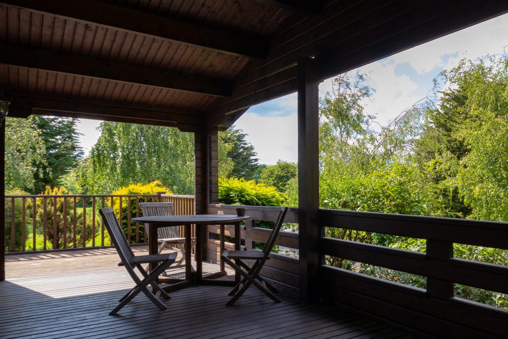 Mill Reef Lodge Veranda